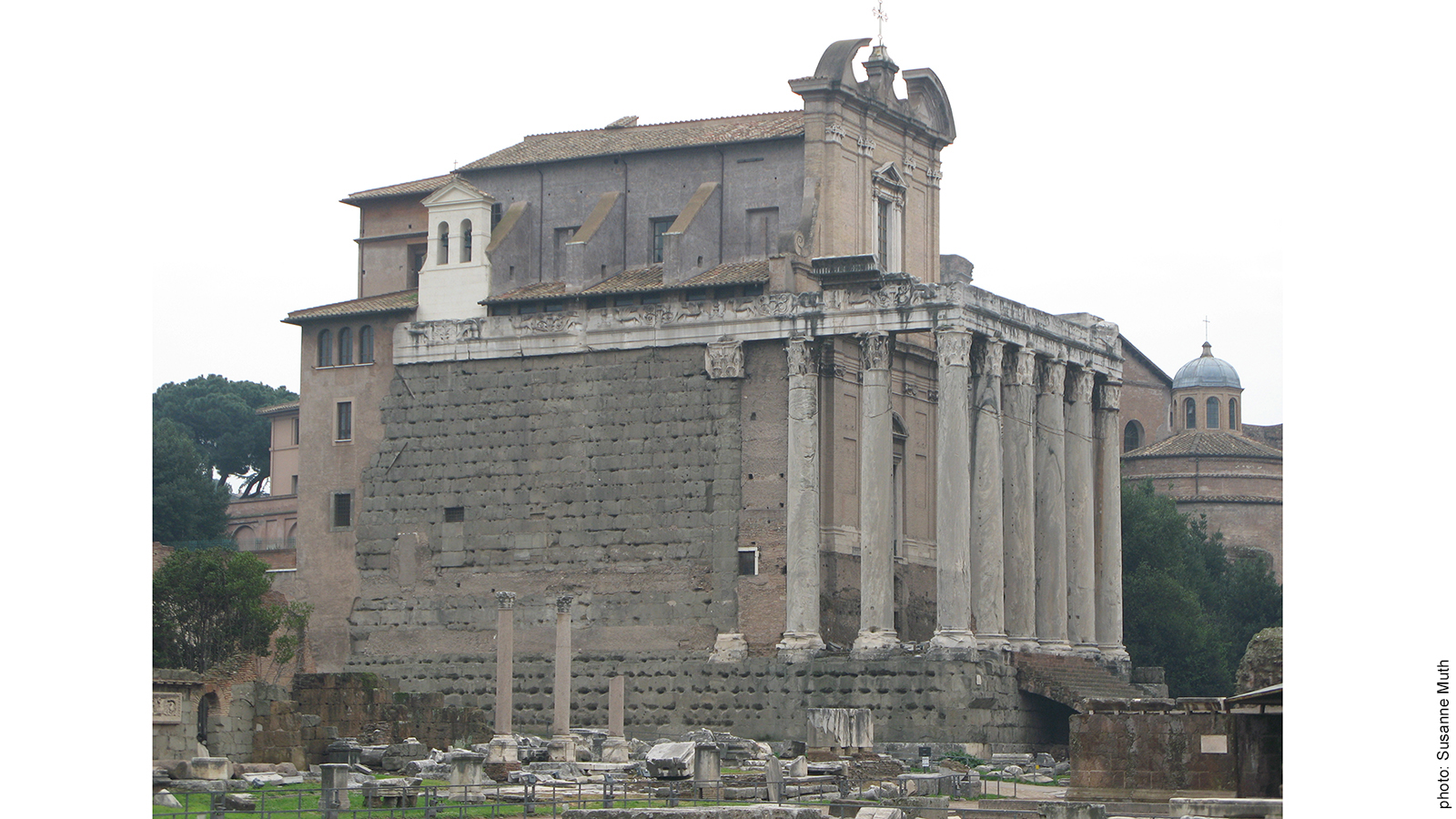 Tempel des Antoninus Pius und der Faustina, heutiges Erscheinungsbild
