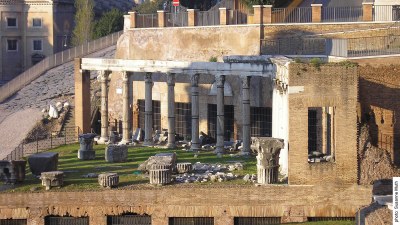 Porticus Deorum Consentium im Kontext der heutigen Ausgrabungsstätte