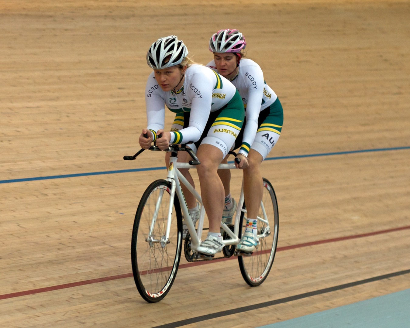 tandem 2.jpg