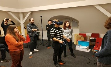 Virtual Reality 1.jpg
